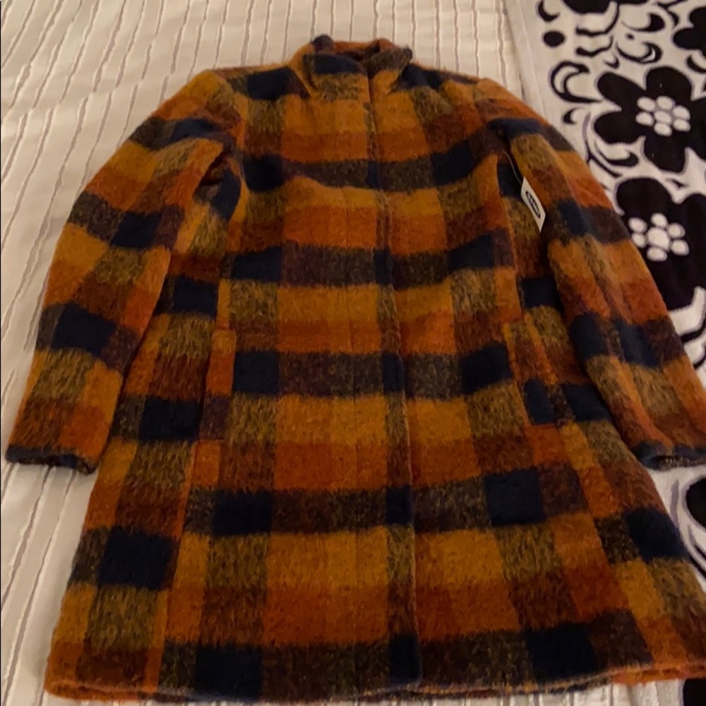 Brand new never worn old navy women’s coat!